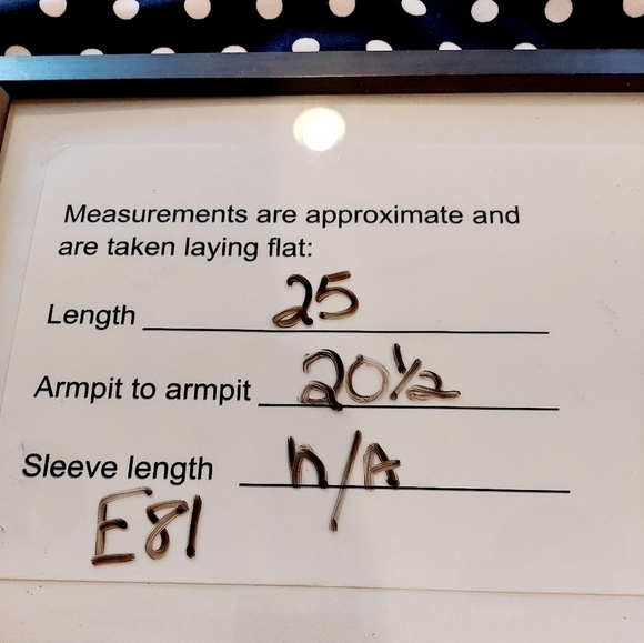 Michael KORS Large black and white polka dot Top - Picture 8 of 8